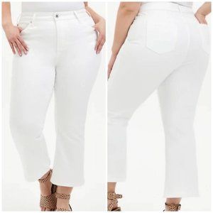 Torrid crop mid rise flare jean in super soft white size 18